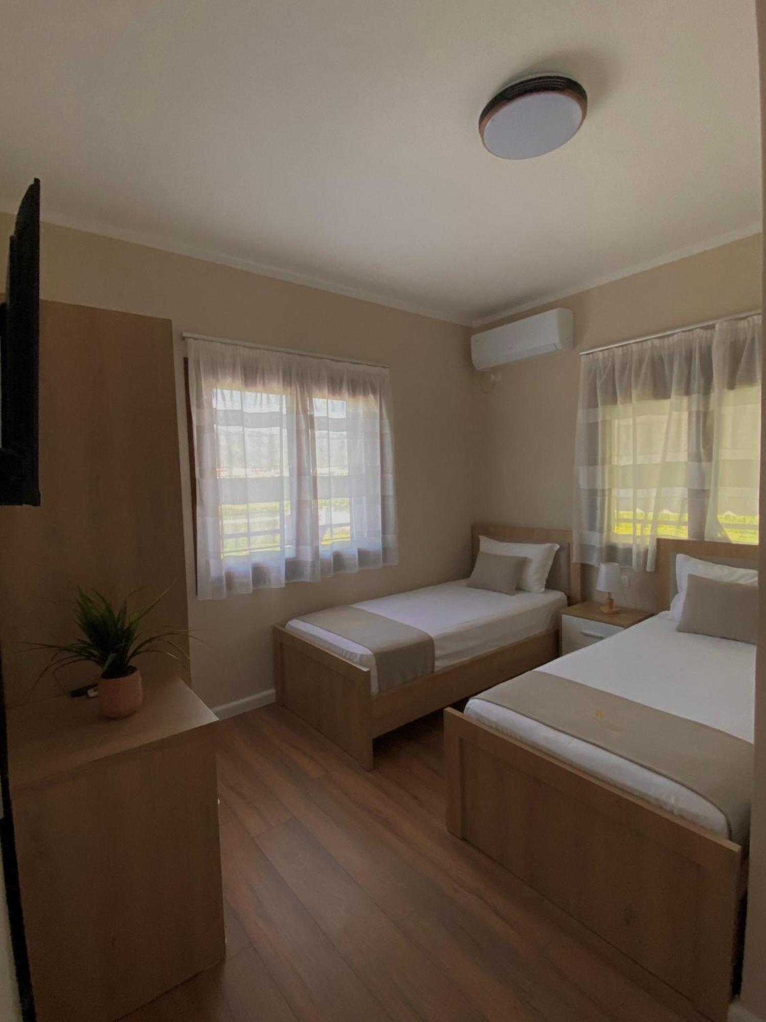 Villa Tabaku เบราท ภายนอก รูปภาพ